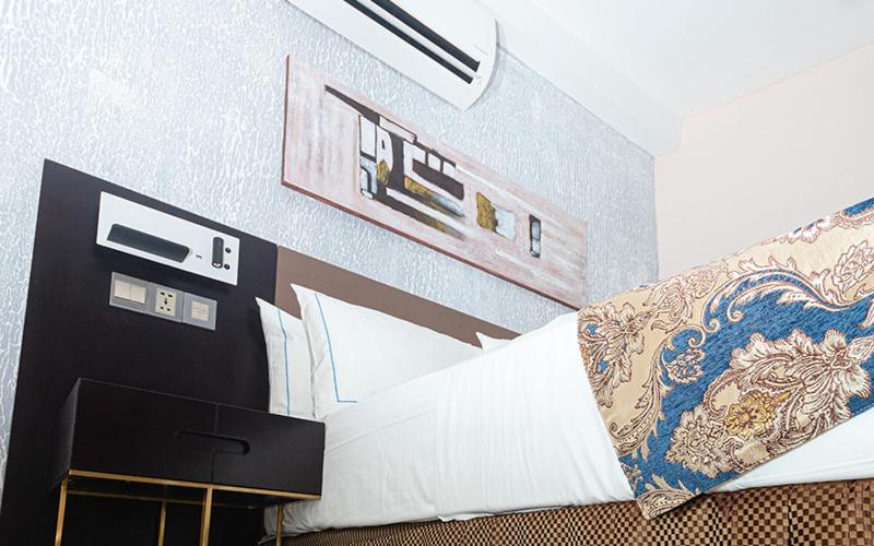 Hotel Le Figaro Douala Dış mekan fotoğraf
