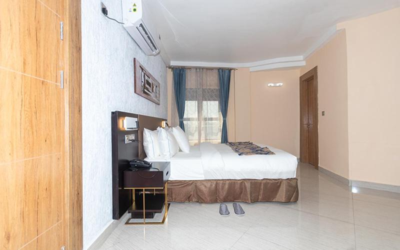 Hotel Le Figaro Douala Dış mekan fotoğraf
