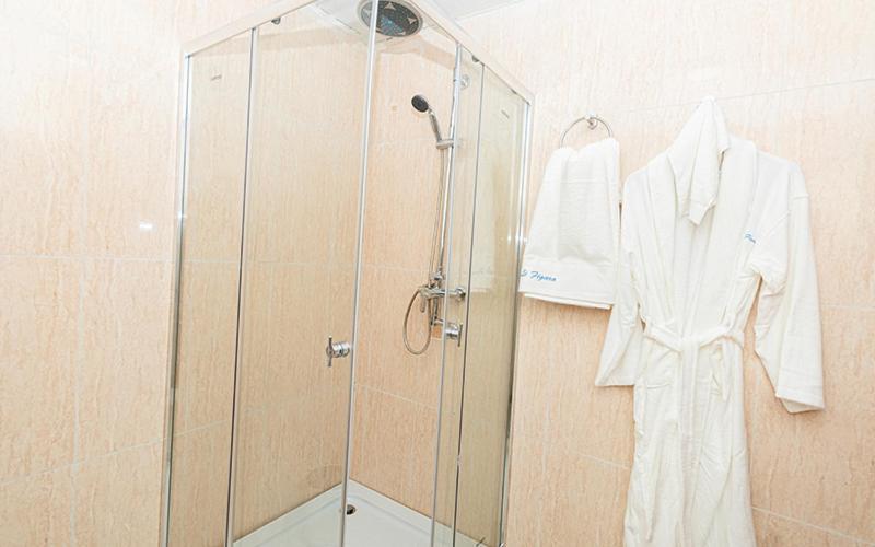 Hotel Le Figaro Douala Dış mekan fotoğraf