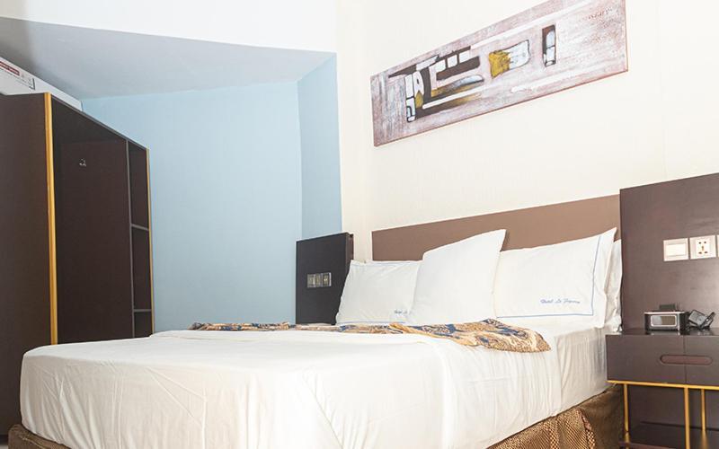 Hotel Le Figaro Douala Dış mekan fotoğraf