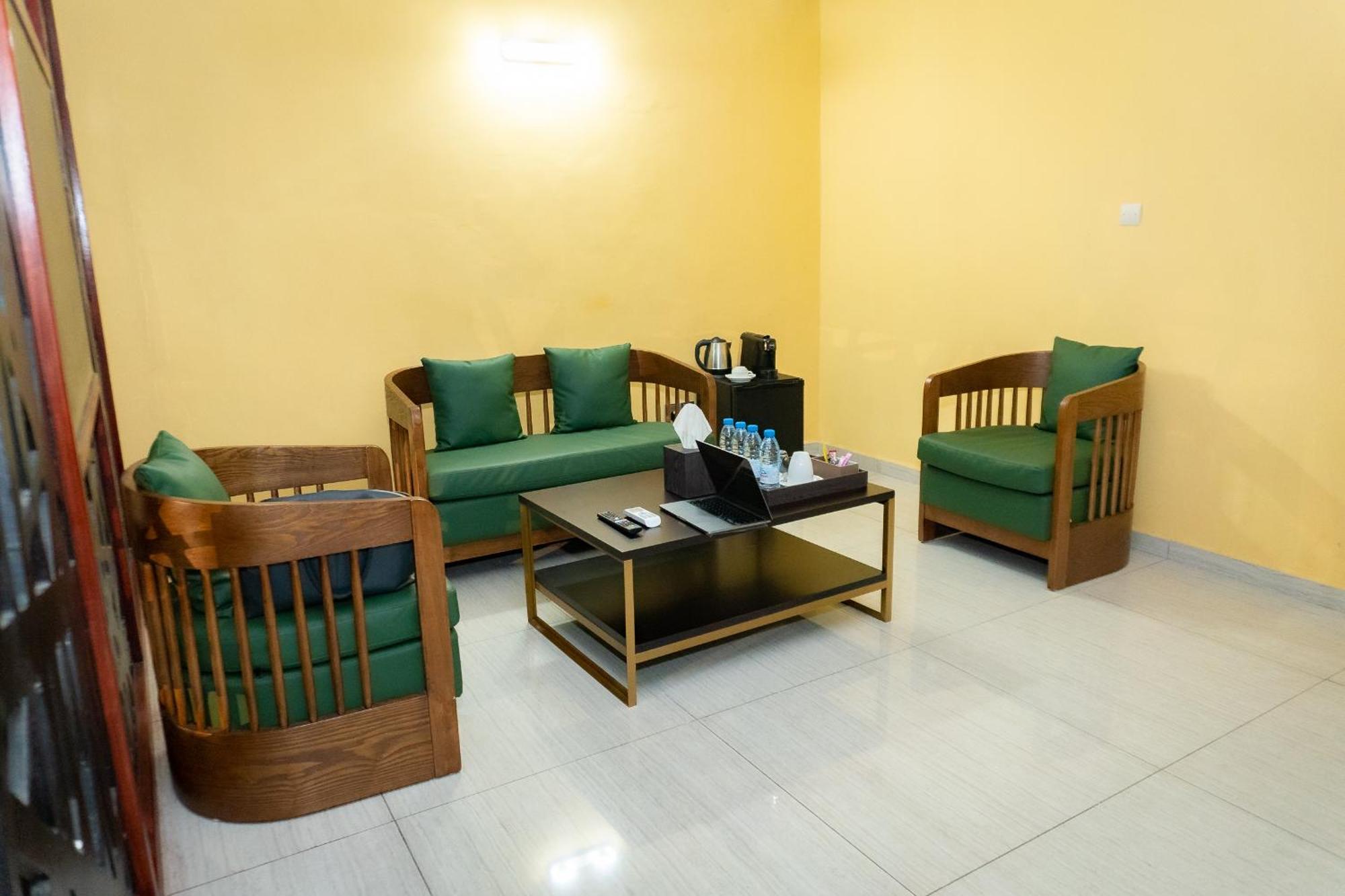 Hotel Le Figaro Douala Dış mekan fotoğraf