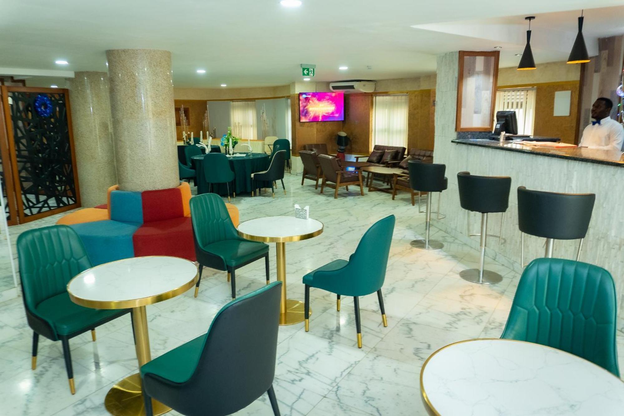 Hotel Le Figaro Douala Dış mekan fotoğraf