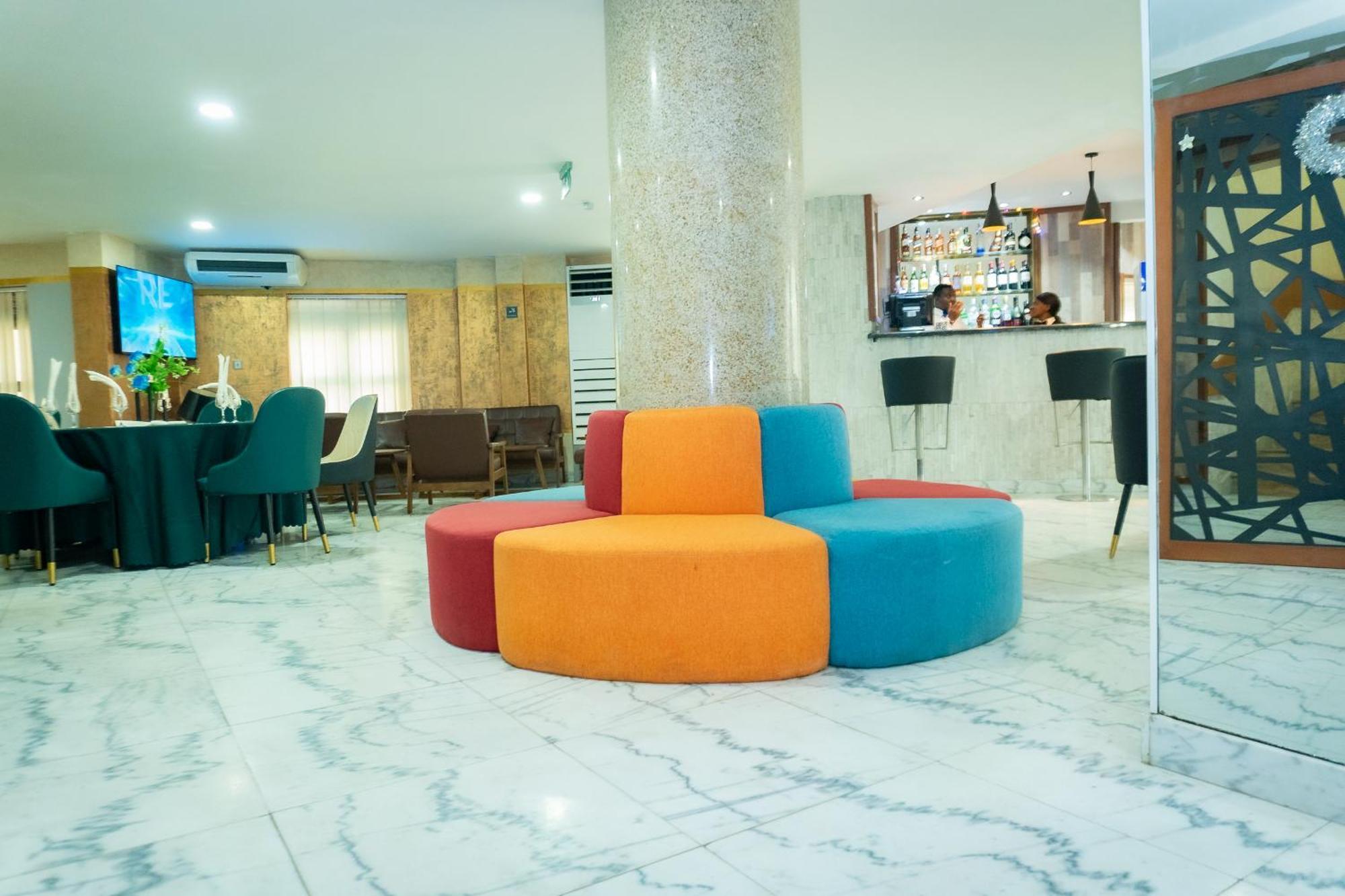 Hotel Le Figaro Douala Dış mekan fotoğraf