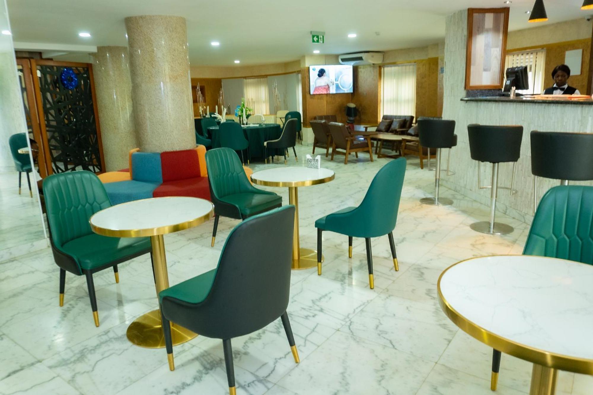 Hotel Le Figaro Douala Dış mekan fotoğraf