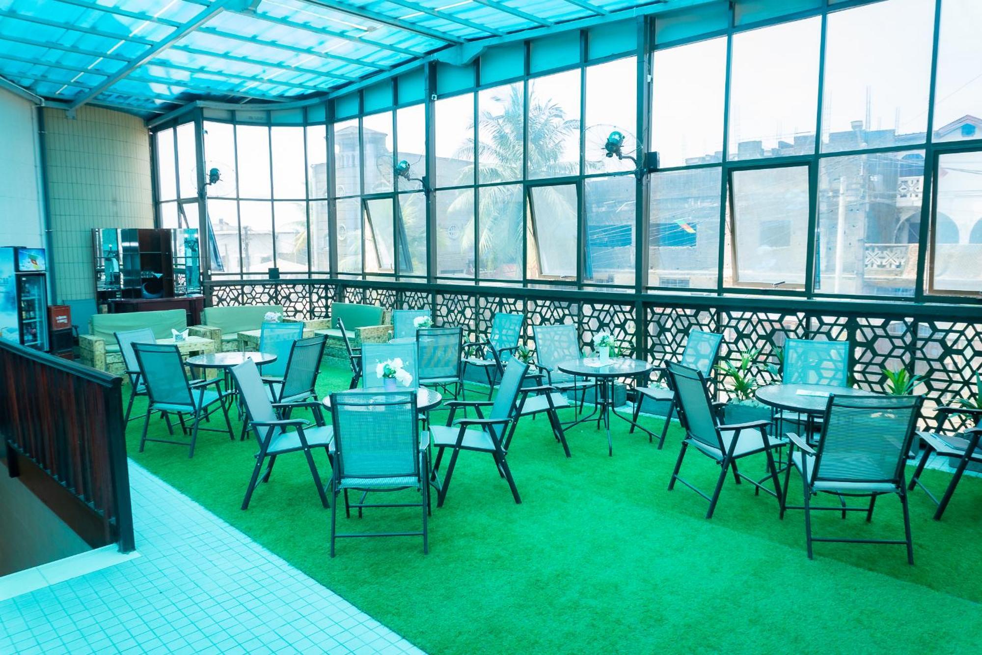 Hotel Le Figaro Douala Dış mekan fotoğraf